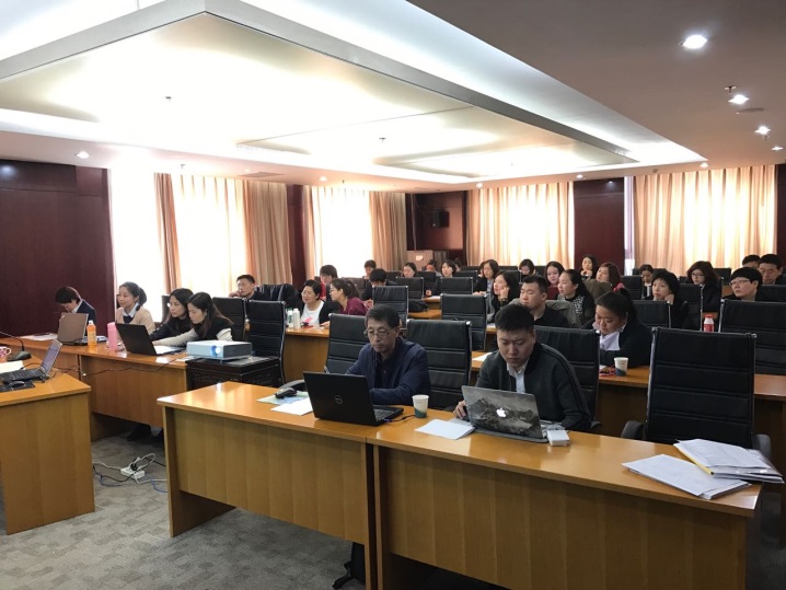 集團公司開(kāi)展電子辦公系統使用及管理專(zhuān)題培訓